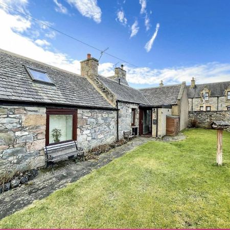 Ailnack Cottage -Cheerful Cottage With Secure Garden And Off Street Parking Sleeps 4 Tomintoul Extérieur photo