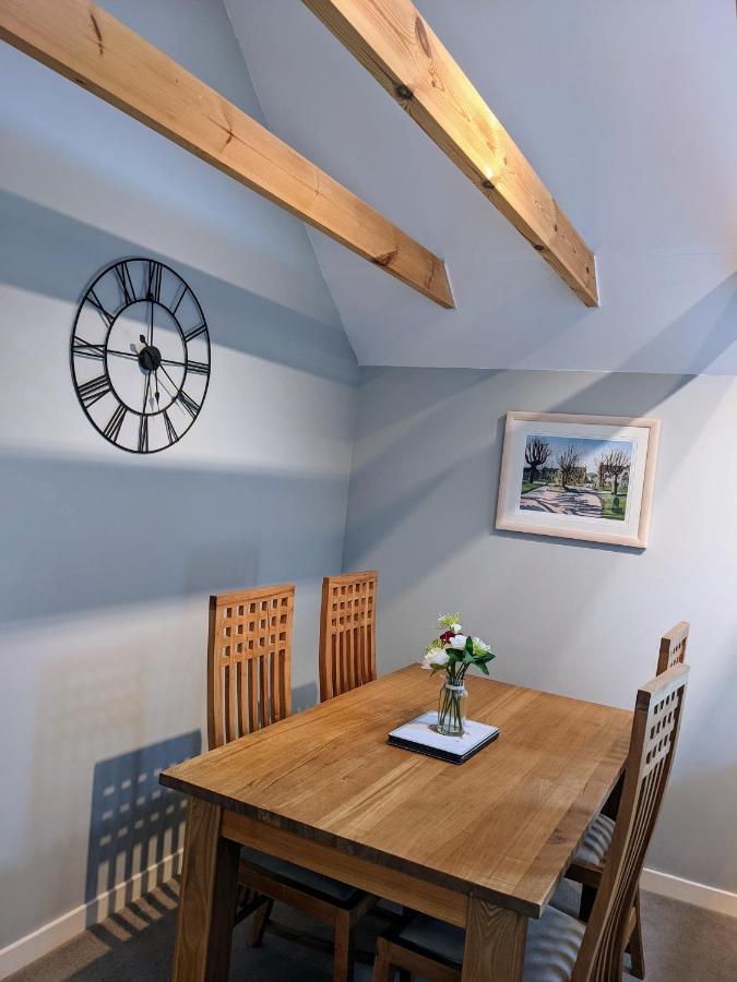 Ailnack Cottage -Cheerful Cottage With Secure Garden And Off Street Parking Sleeps 4 Tomintoul Extérieur photo